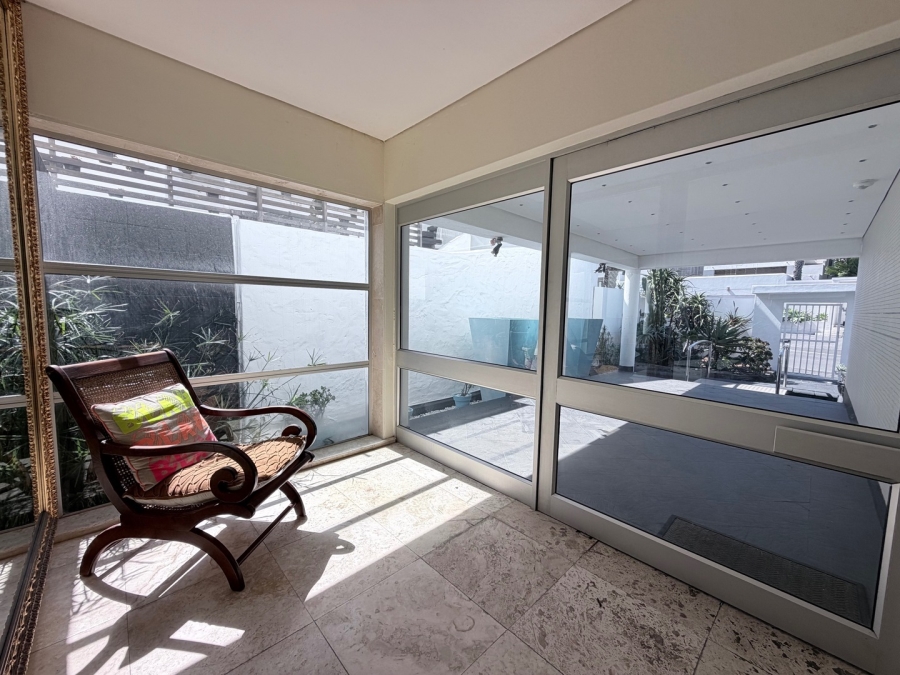 7 Bedroom Property for Sale in Bloubergstrand Western Cape